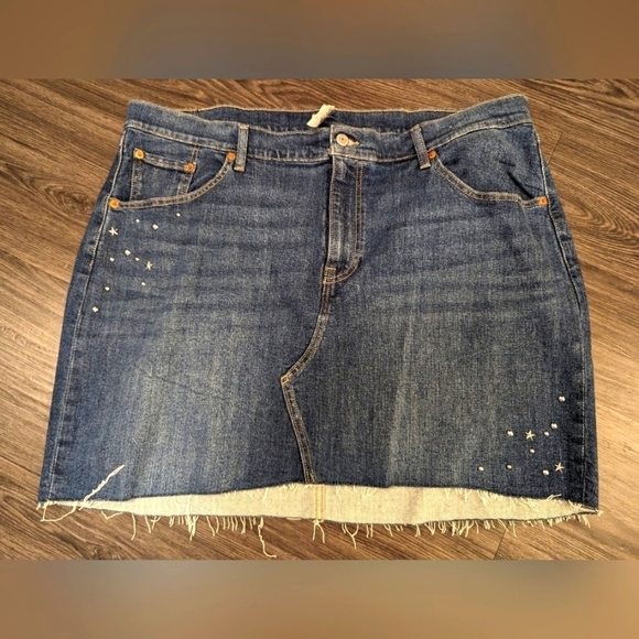 Levi's high rise denim Mini skirt, With stars, Sz 18W New With Tags - Picture 6 of 14